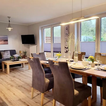 Komfortables-ferienhaus-mit-hund-in-direkter-lage-zu-sankt-peter-ording-urlauben * 塔廷格