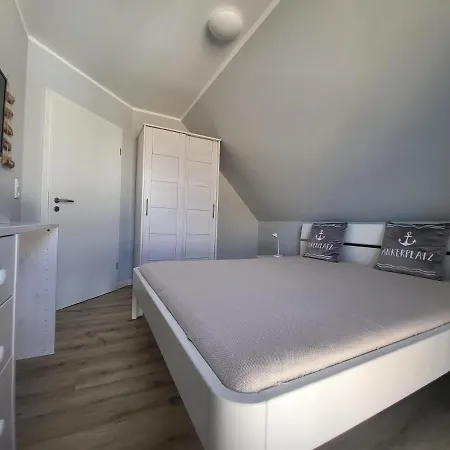 度假居 Komfortables-ferienhaus-mit-hund-in-direkter-lage-zu-sankt-peter-ording-urlauben 塔廷格